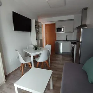 apartamento-victoria-plaza.hotelsinnerja.org/